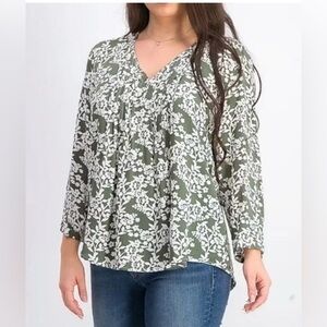 NEW…StitchFix Fun 2 Fun Green Floral Blouse